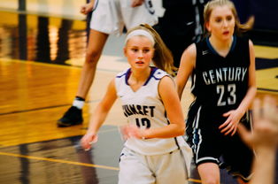 九游娱乐APP-中国篮球青少年篮球普及与校园篮球发展策略，《中国青少年篮球训练教学大纲》